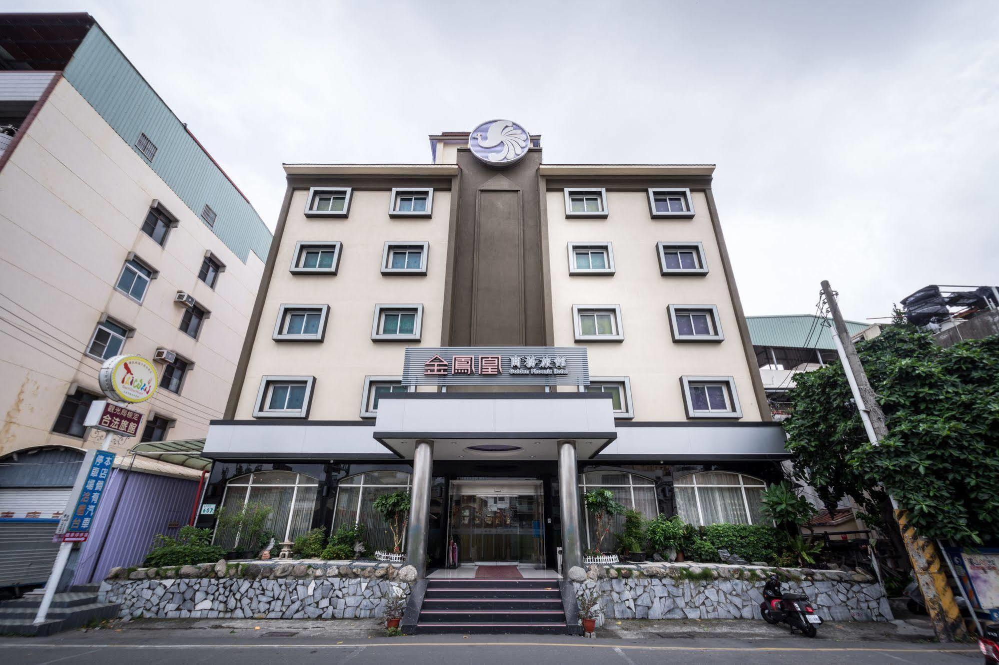 Golden Phoenix Hotel Kaohsiung Exterior foto